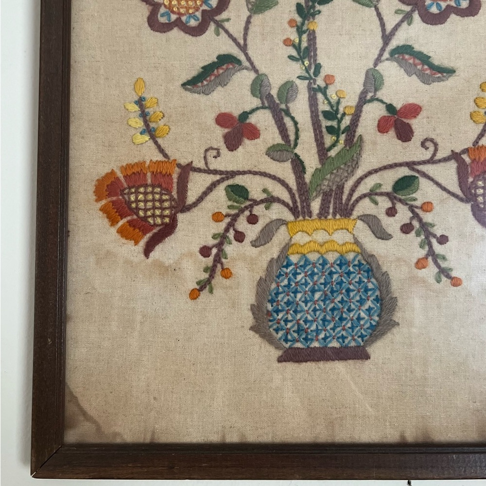 Vintage Crewel Embroidered Linen - Picture 3 of 3
